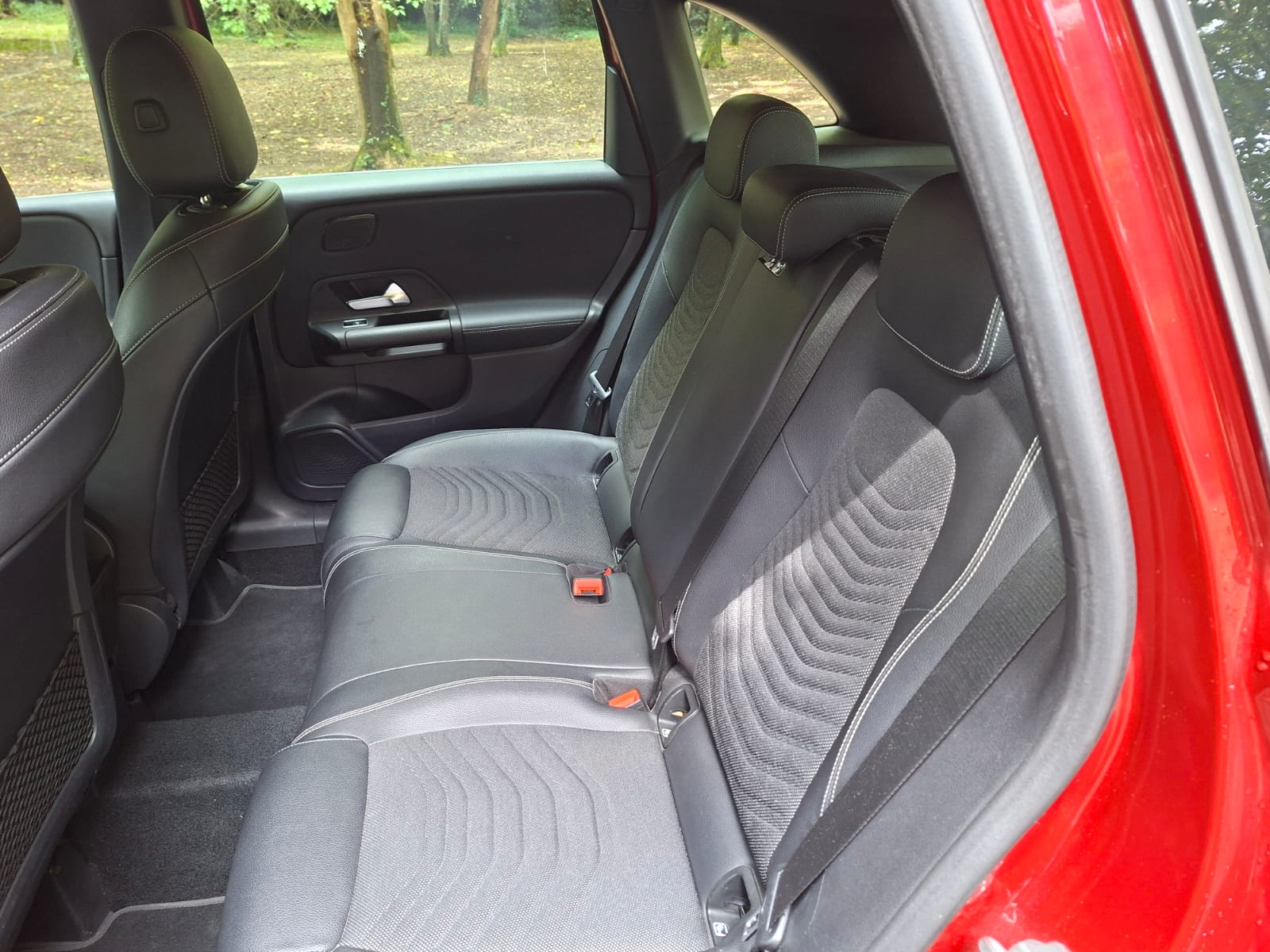 Mercedes B180D - Image 5